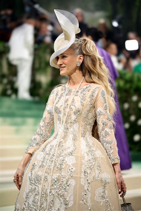 Sarah Jessica Parker al Met Gala 2024: la storia .